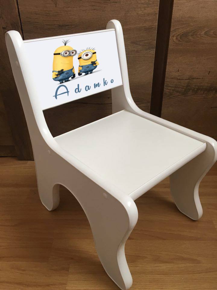Personalizované stoličky - s menom dieťaťa - Mimoni verzia